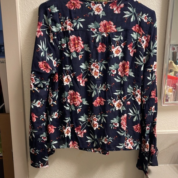 UP UltraPink  Floral Print Long Sleeve Blouse( New) - Picture 5 of 8
